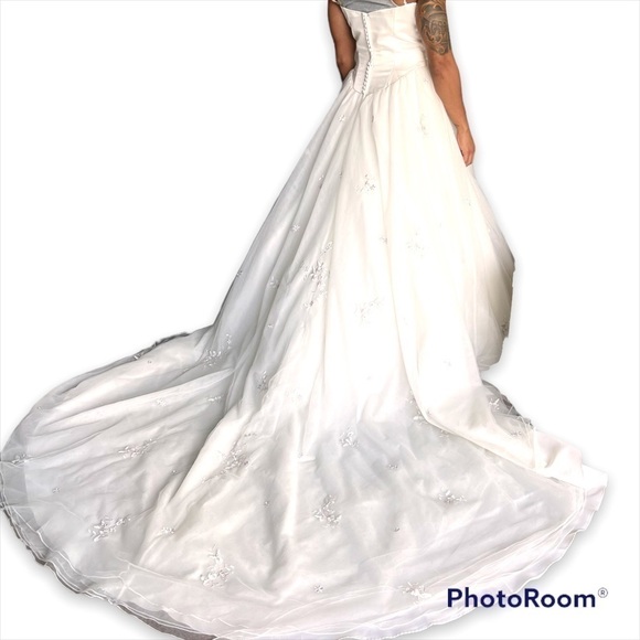 Mon Cheri Bridal Wedding Gown Embroidered Tulle Dress - Picture 5 of 15